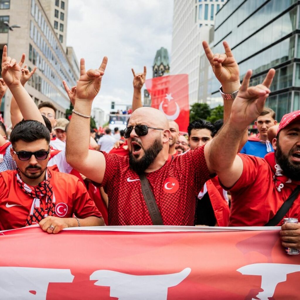 Turkish and Dutch fans exchange blows in Berlin fan zone