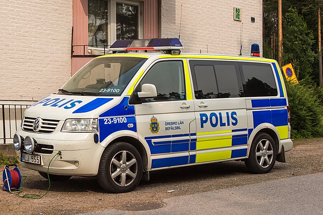 Eight arrested in Germany and Sweden for crimes against humanity in Syria