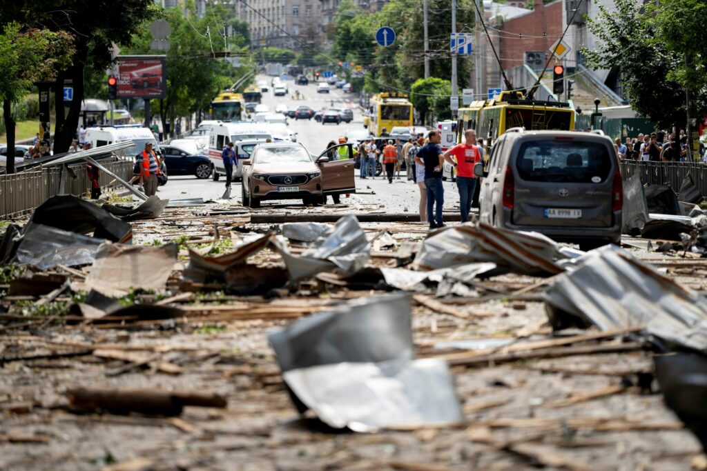 Massive wave of Russian airstrikes on Ukrainian cities, at least 29 dead