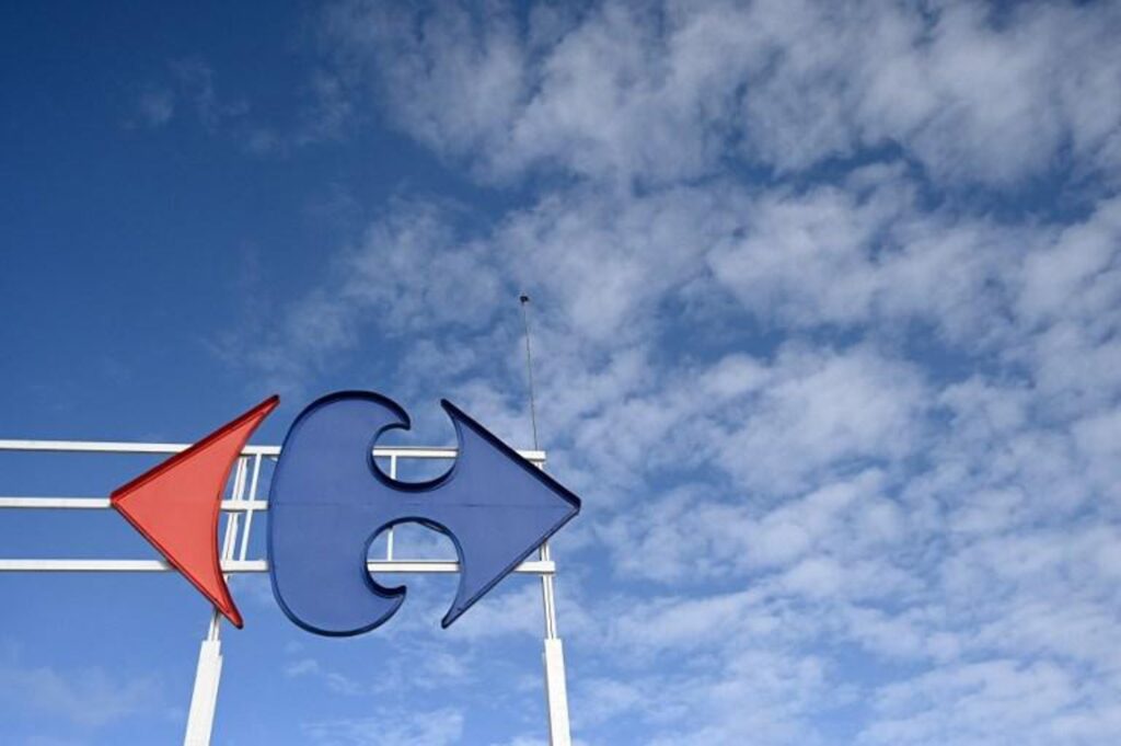 Carrefour's sales dip in first half-year, but profitability rises