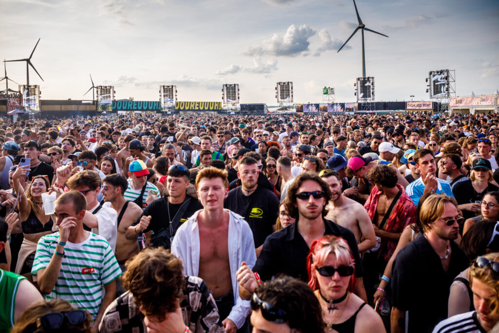 The 34th Dour Festival ends on a high note, averaging over 44,000 visitors per day