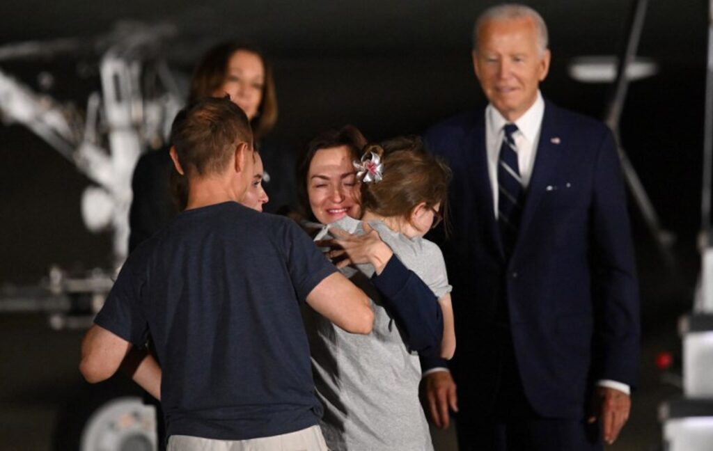 Liberated prisoners arrive in United States after exchange deal with Russia