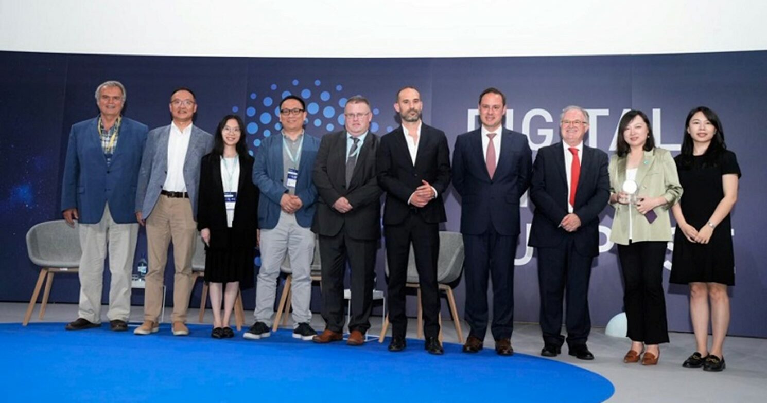 Huawei wins digital with purpose award for salmon protection solution in Norway