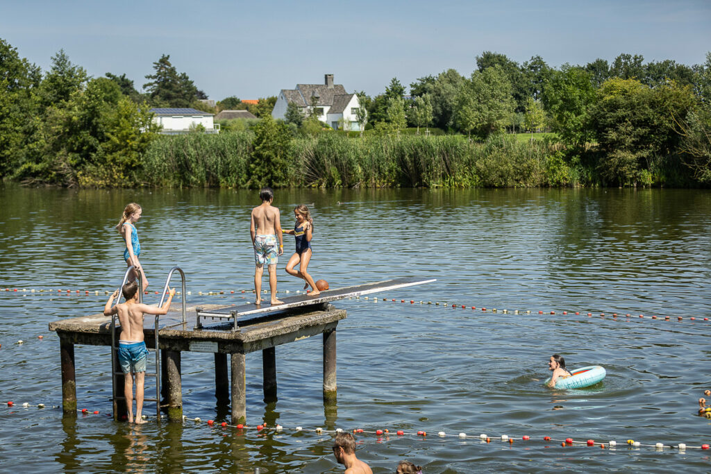Outdoor bathing spots already full: Where to cool down today