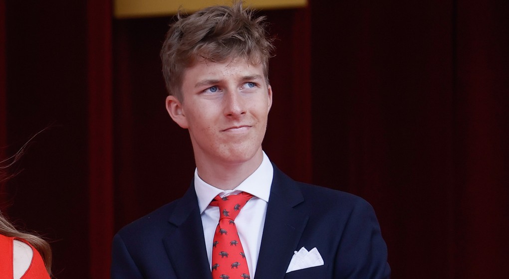 Prince Emmanuel graduates from high school and looks abroad for next step