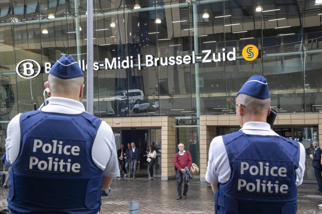 Mayors call for improved security at Brussels' Gare du Midi