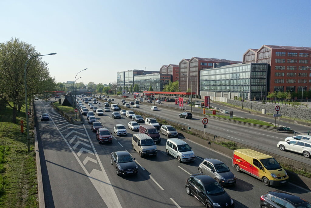 Mayor of Paris reduces péripherique speed limit to 50 km/h