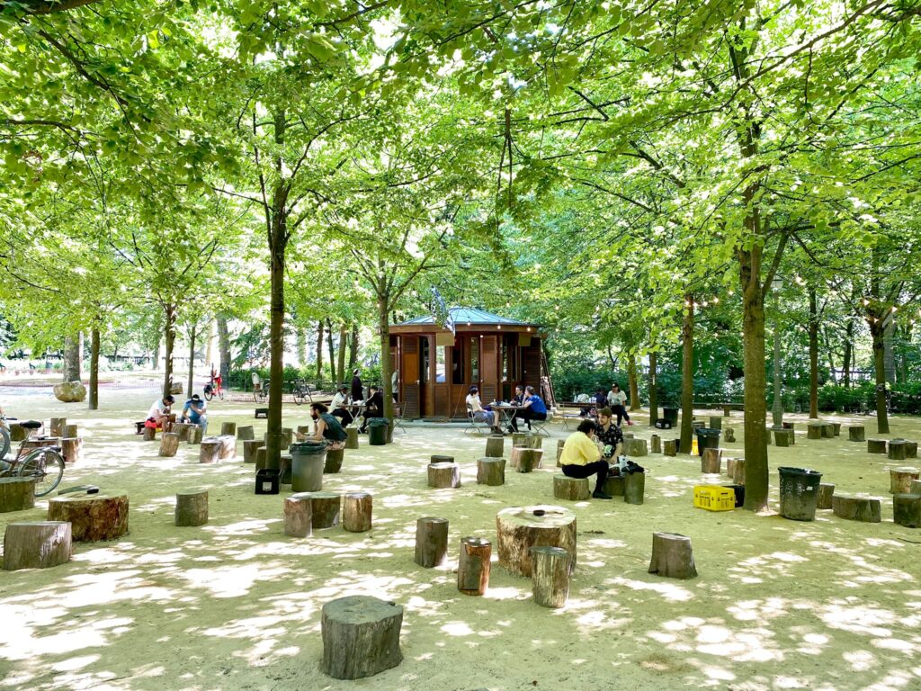 Hidden Belgium: Kiosk Radio Bar