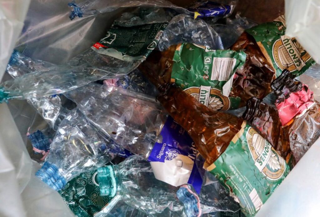 EU parliament gives final green light to curb microplastic pollution