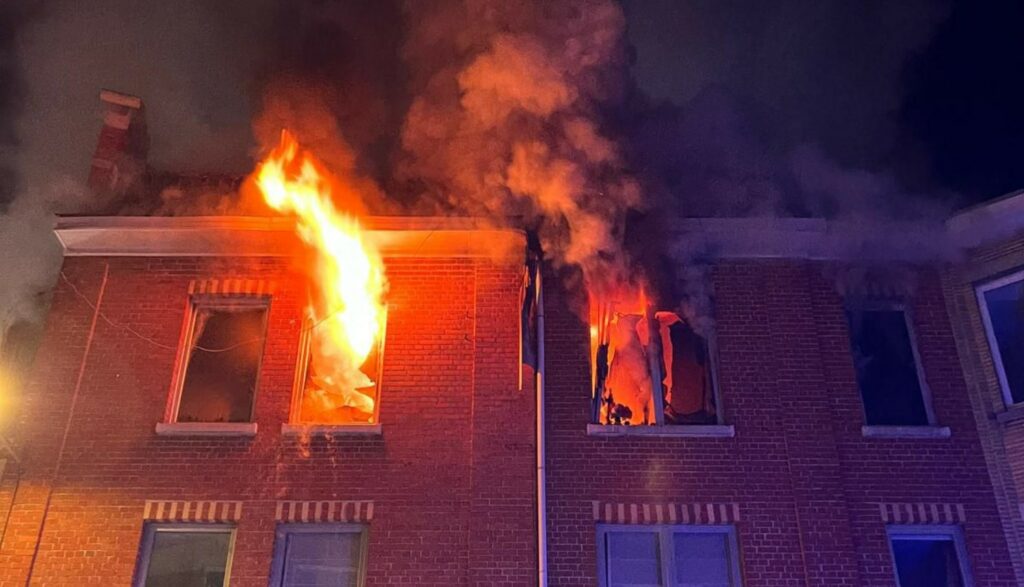 11 people evacuated in overnight house fire in Schaerbeek