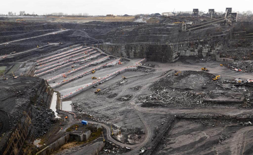 Restructuring at Hainaut Quarries could affect 15% of workforce, union says