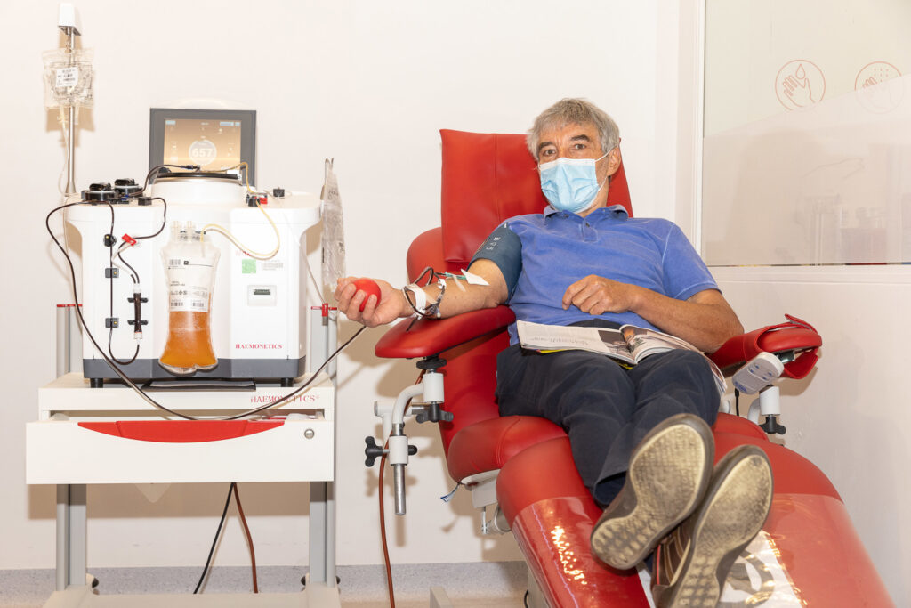 Red Cross hosts exhibition to promote blood and stem cell donations