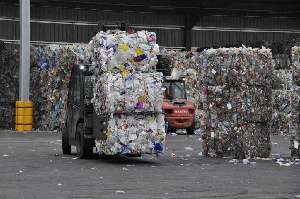 Spending on environmental protection up by almost 50% in 10 years