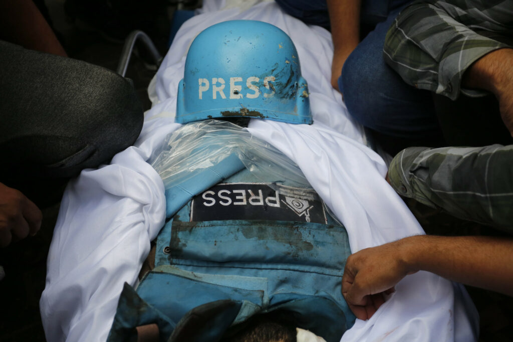 Gaza's journalists to receive international award