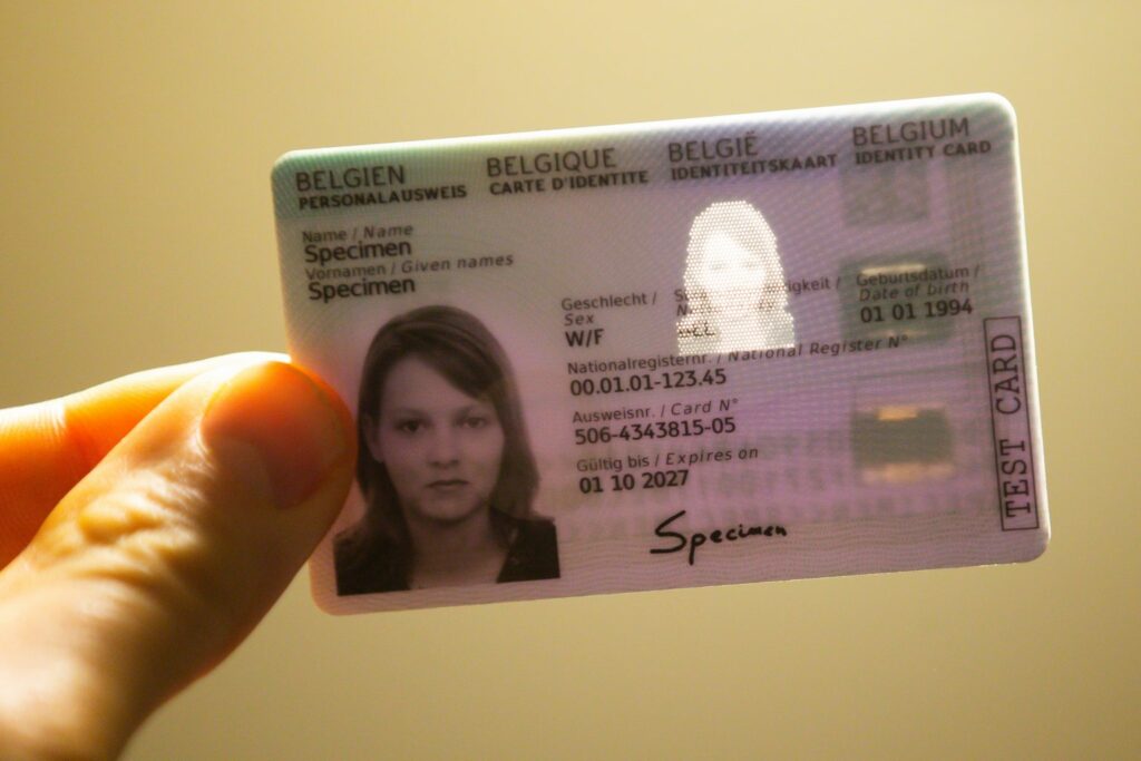 Over 95% of new Belgian citizens in Brussels asked for a French ID card in 2023