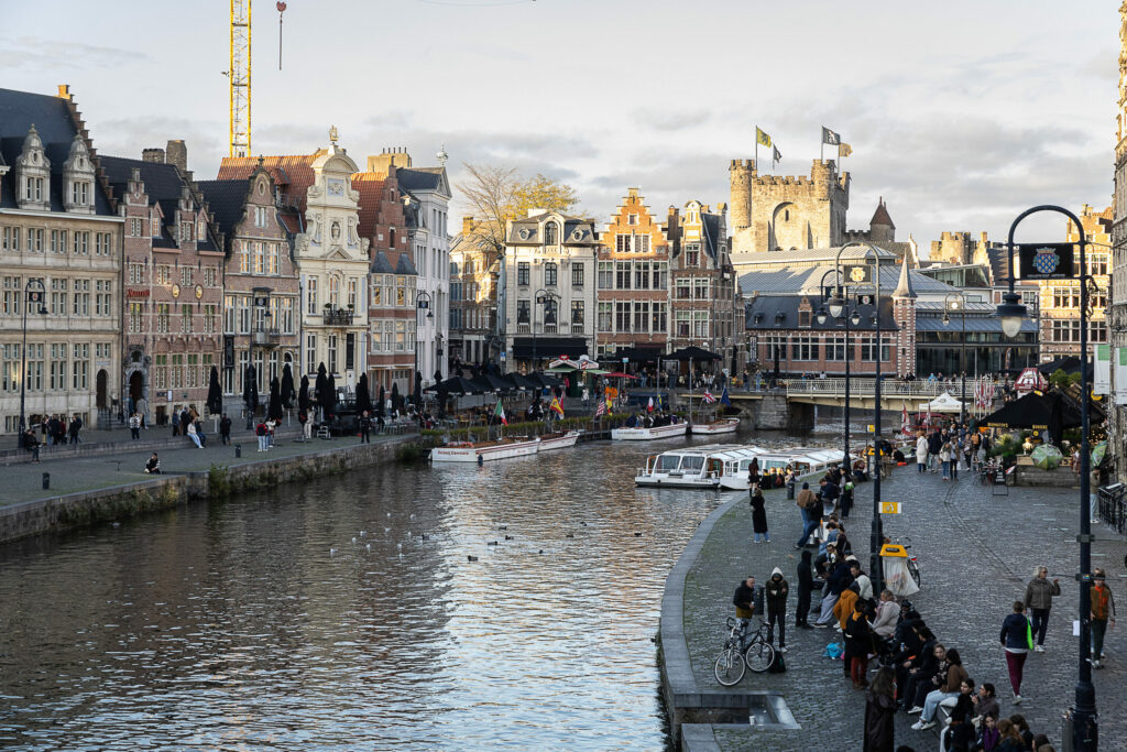 Bruxit - over 40,000 residents left for Flanders and Wallonia last year