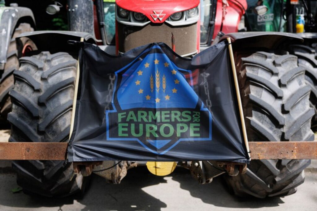Greenpeace calls on the EU to support ecological agriculture and small farmers
