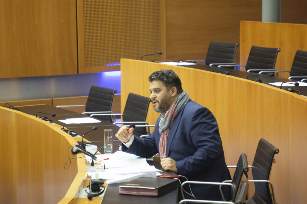 Brussels Parliament postpones compulsory electrification of taxis