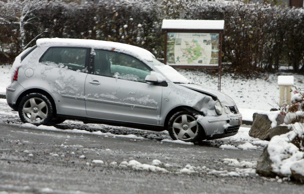 Code yellow warning for ice, snow and fog across Belgium