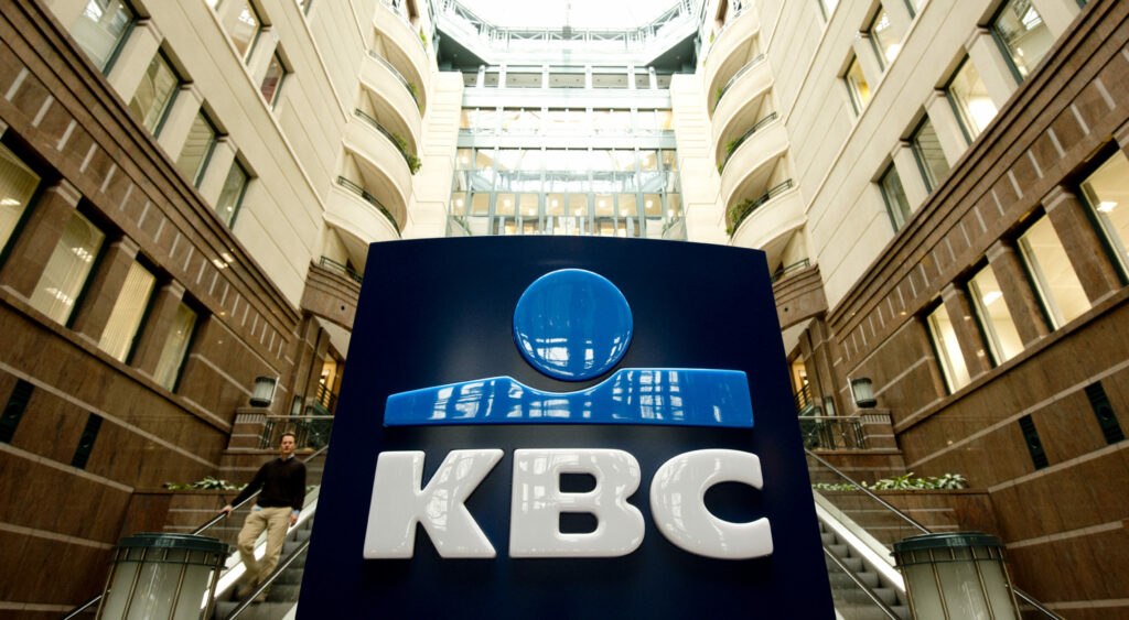 KBC nets €800m in customer deposits after State bonds mature