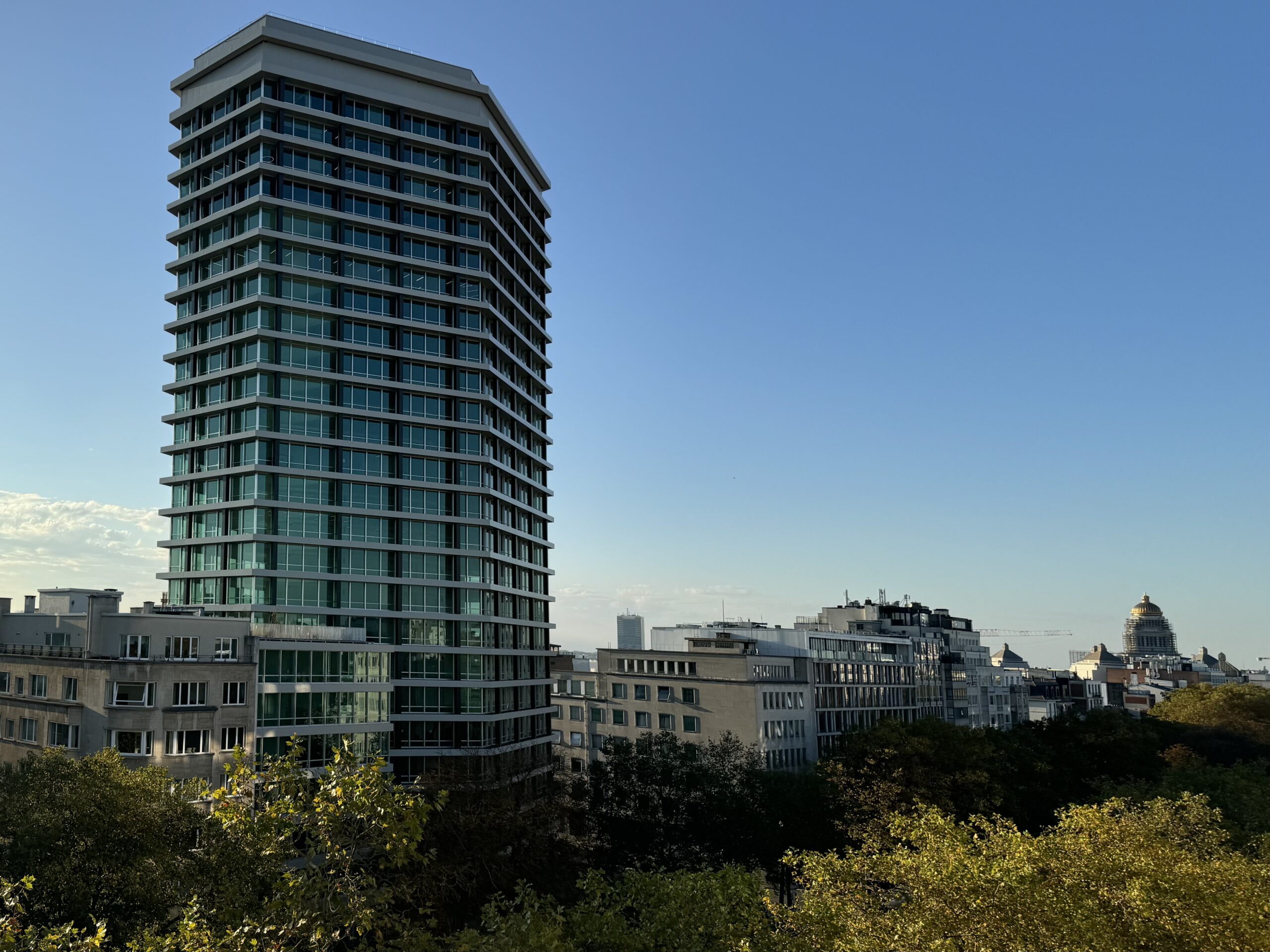 The Louise Tower rises again over Brussels