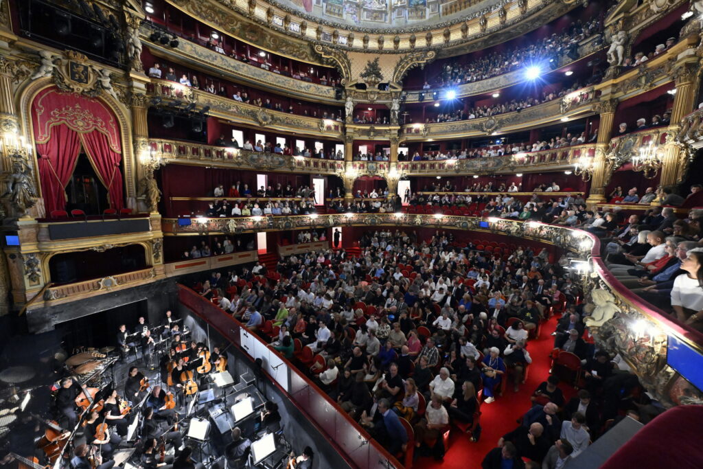 Brussels' opera house crowned best in world