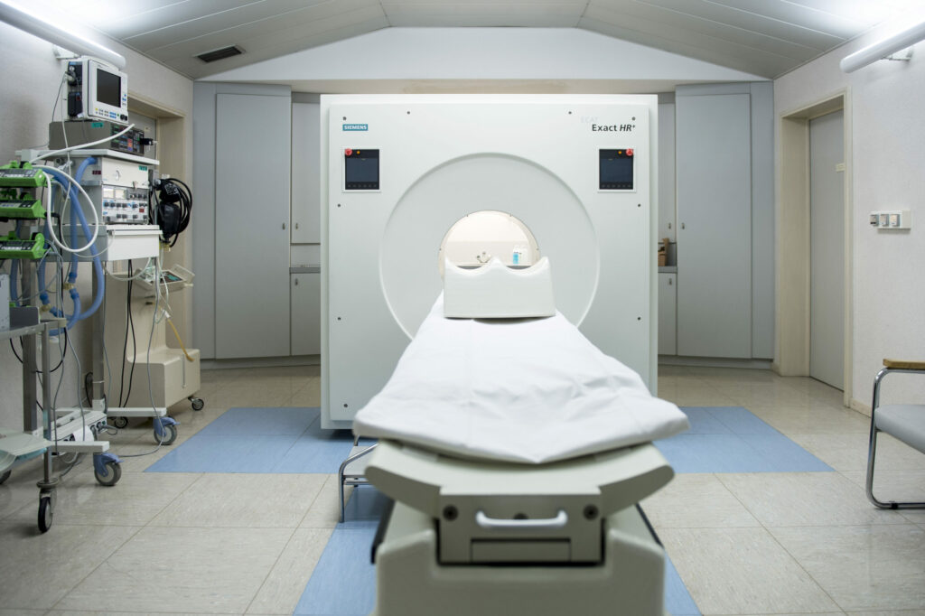 Lower patient bills for CT and MRI scans in Belgium