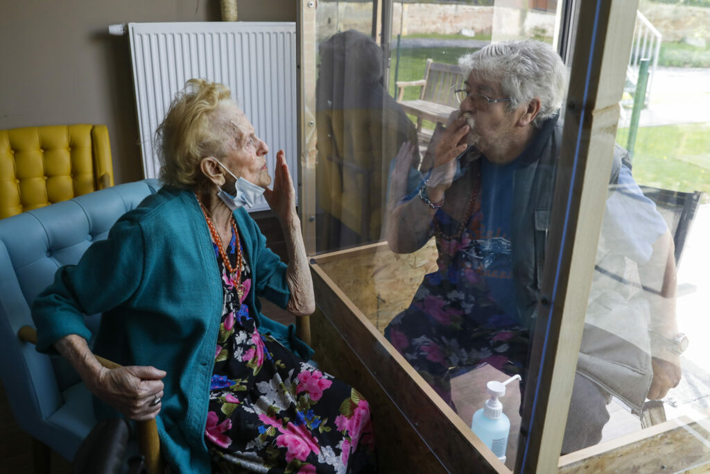 90-year-old man arrested by investigating judge