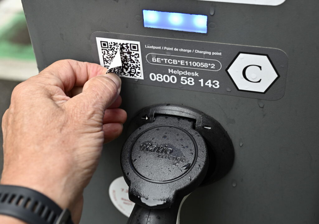 Brussels police warn against QR code parking ticket scams