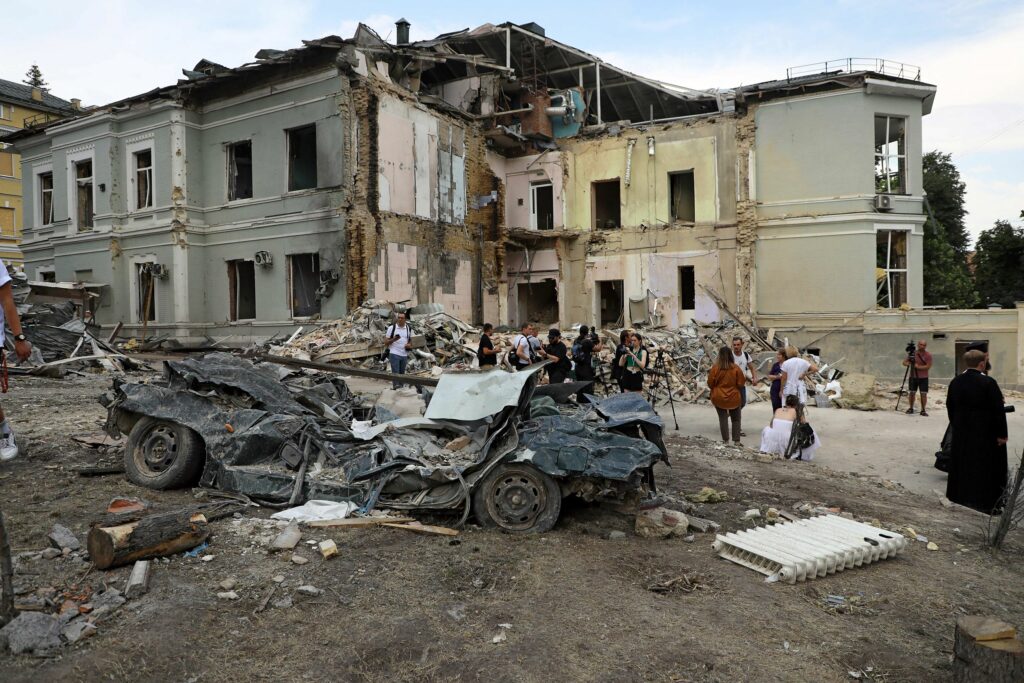 Flemish government donates €200,000 to Red Cross in Ukraine