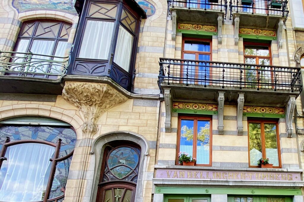 Hidden Belgium: Place Louis Morichar