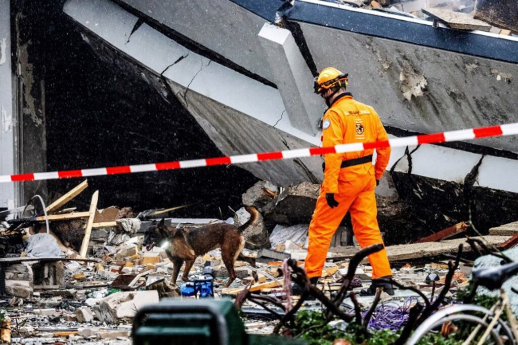 The Netherlands: Three dead in collapsed apartment block in The Hague