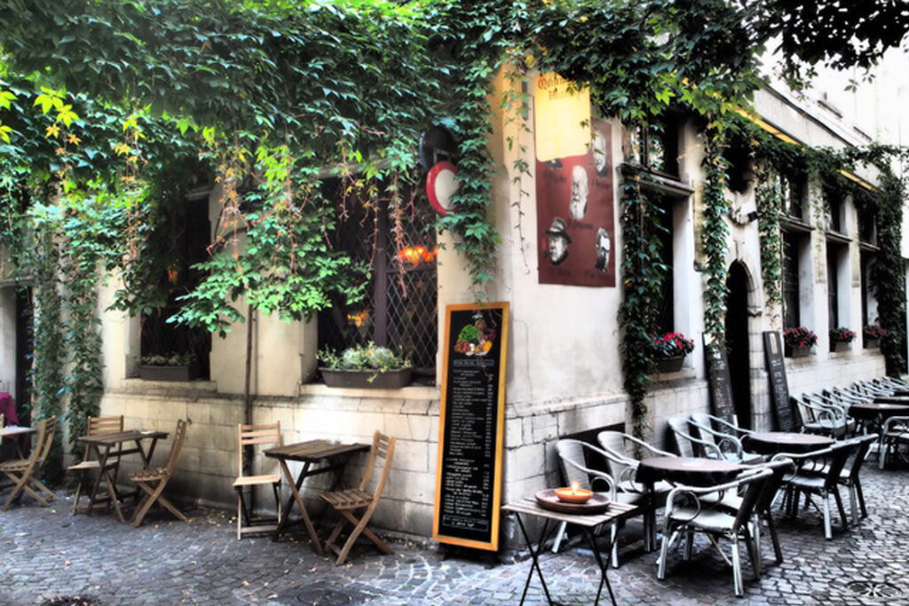 Hidden Belgium: The oldest bar in Antwerp