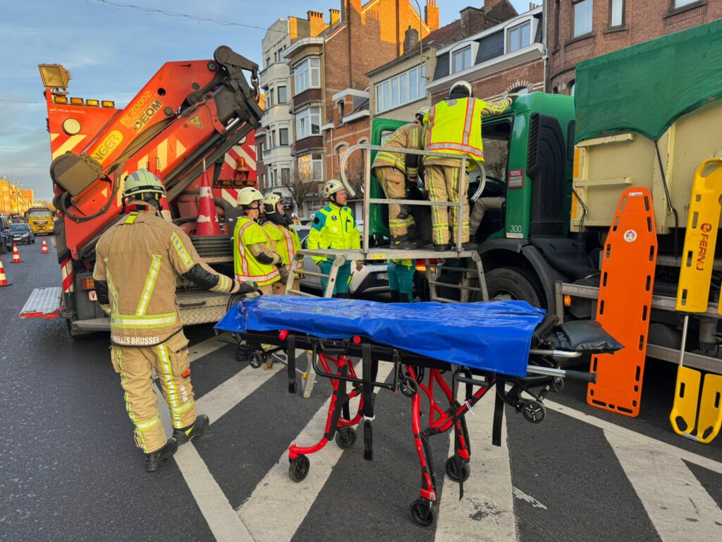 Nine people injured in chain reaction crash in Brussels