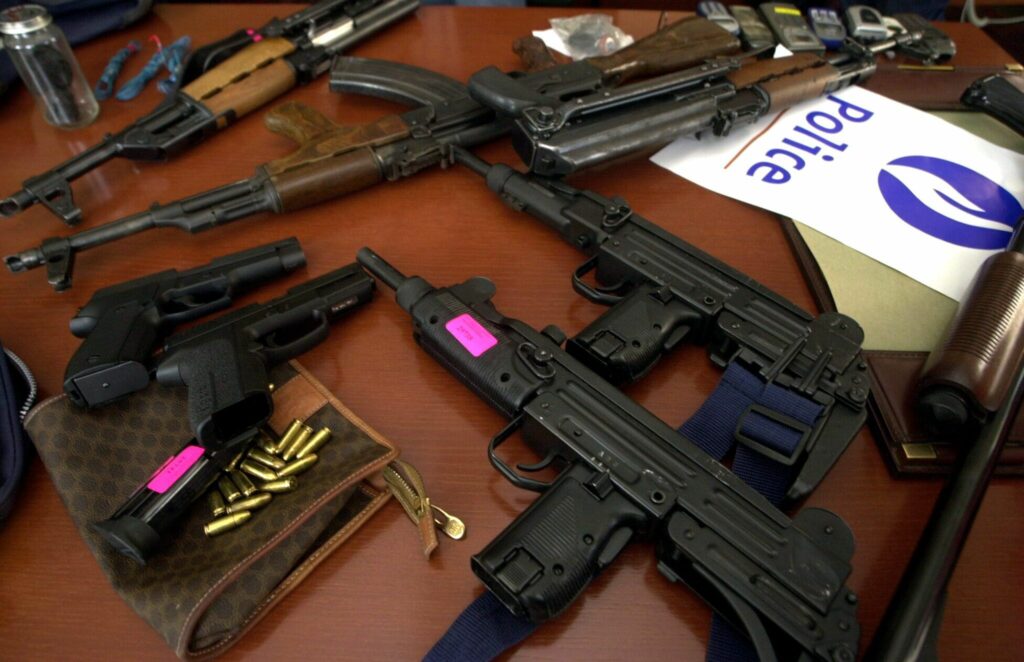 Man sentenced to prison for selling illegal weapons on Polish website