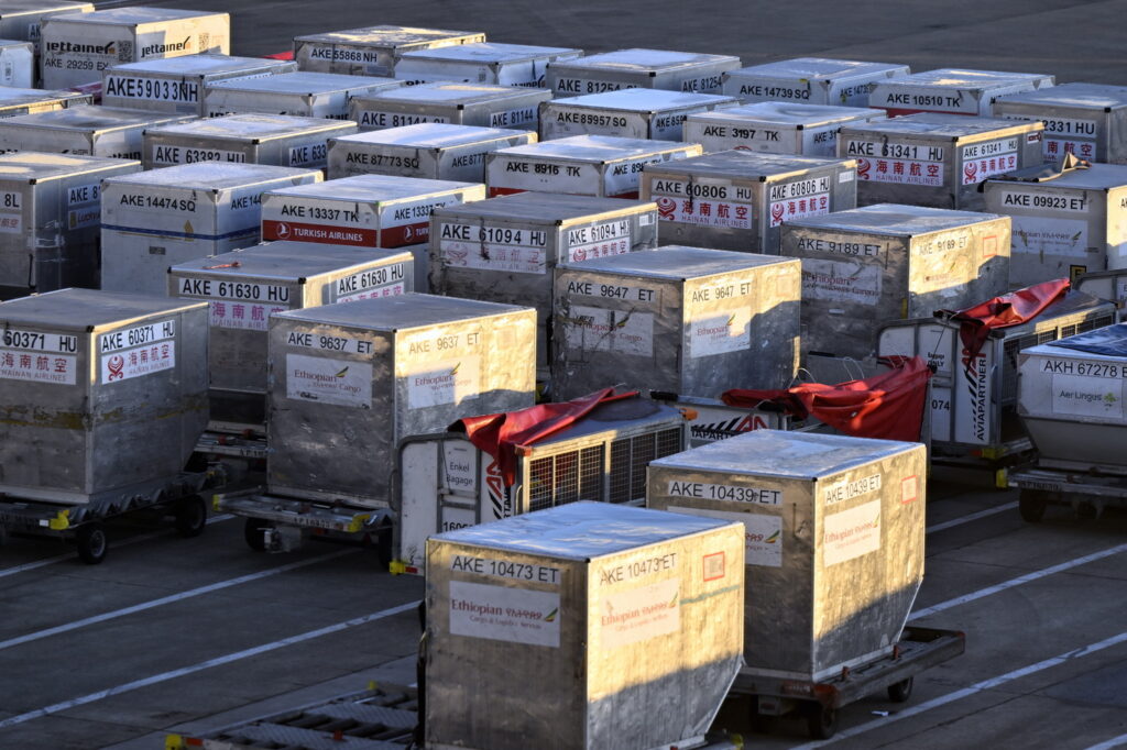 Brussels Airport passengers lost nearly 28,000 items last year