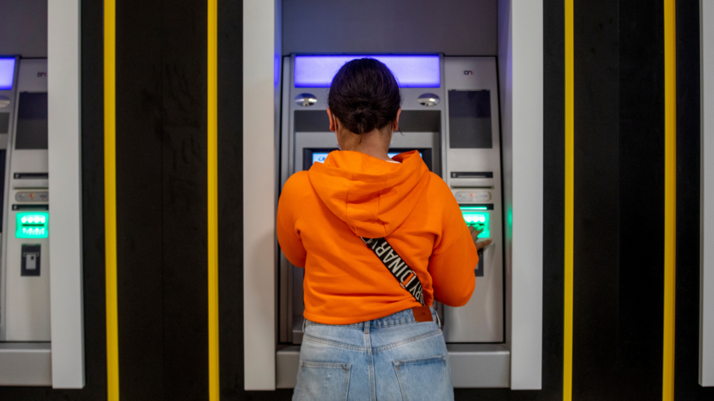 Belgian bankers must now take integrity oath