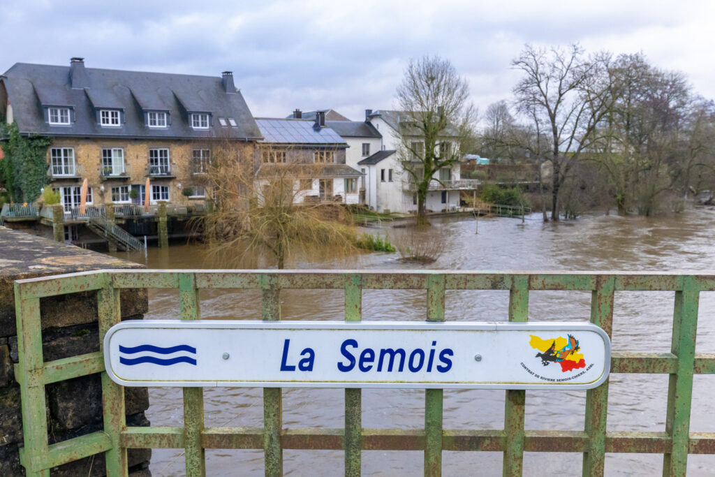 High water level of most Walloon rivers is falling