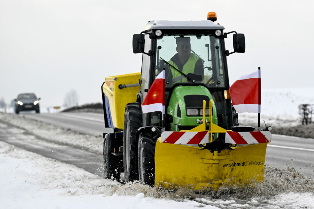 Icy roads across Belgium, no snow chaos during morning rush