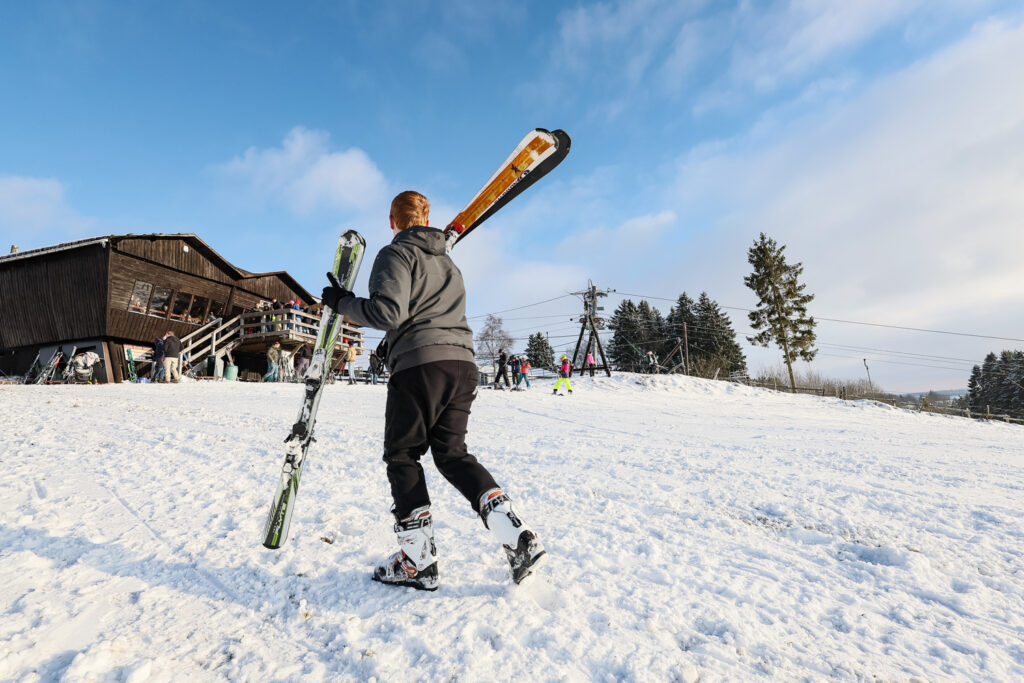 Seven ski centres in Belgium partially open this Saturday