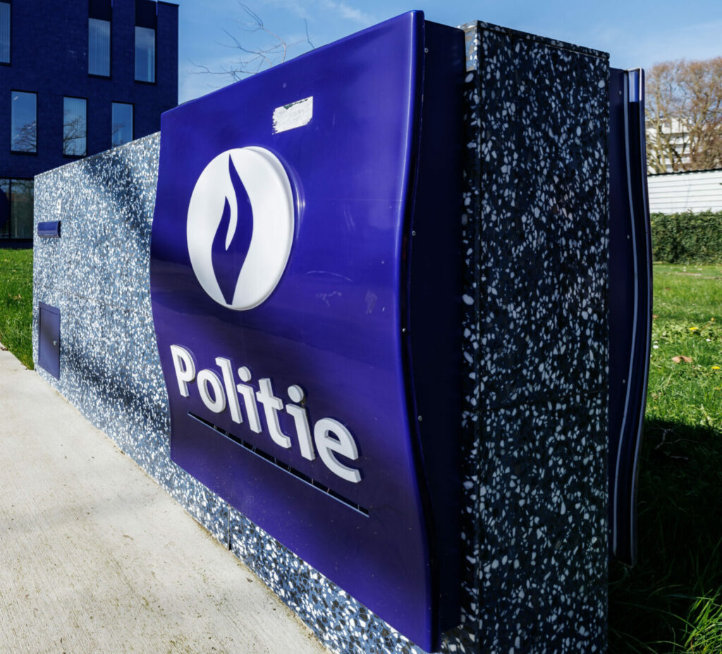 Man admits rape in message to ex-partner: 'I must be punished'