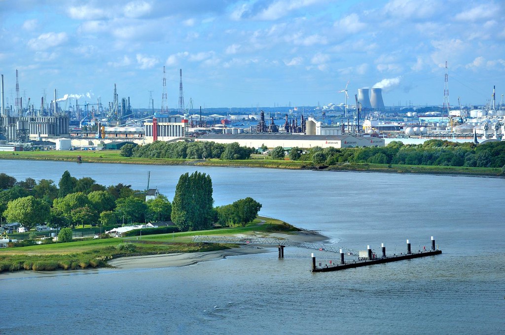 Preparations for a new Scheldt tunnel take shape in Antwerp