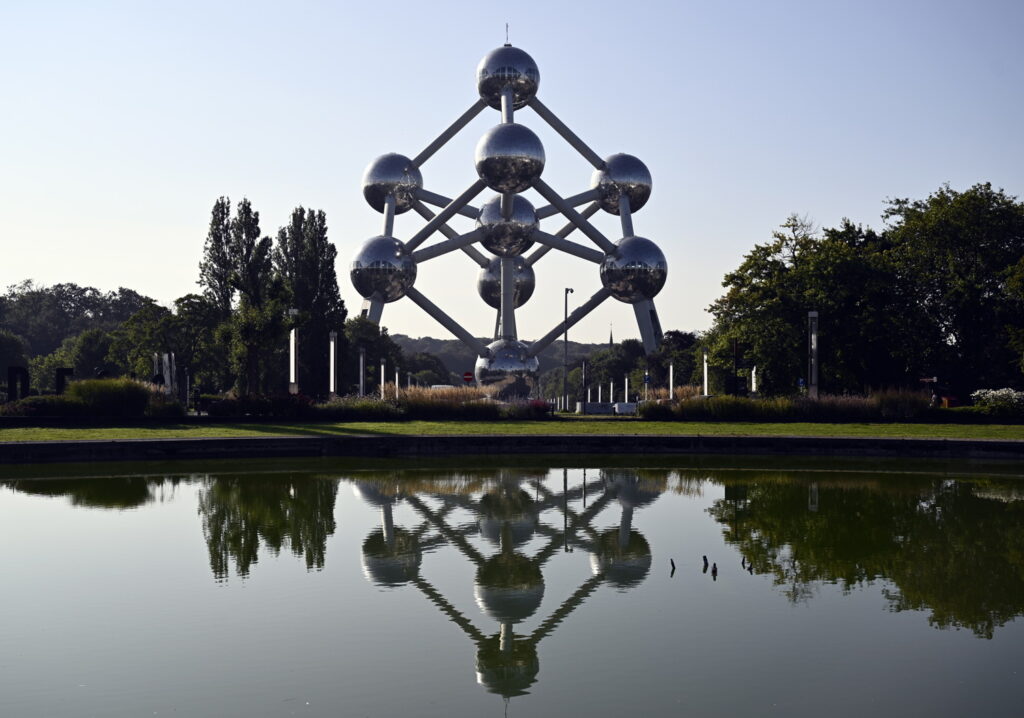 'Special moment': The Atomium welcomes its 11 millionth visitor