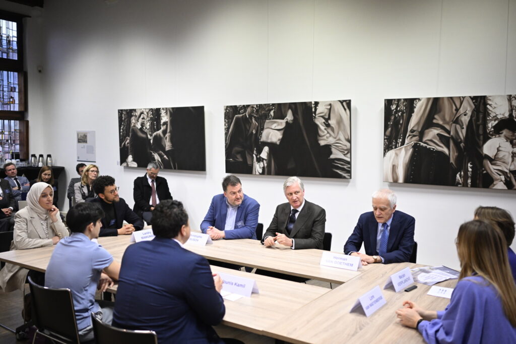 King Philippe participates in active-witness training at the Hannah Arendt Institute