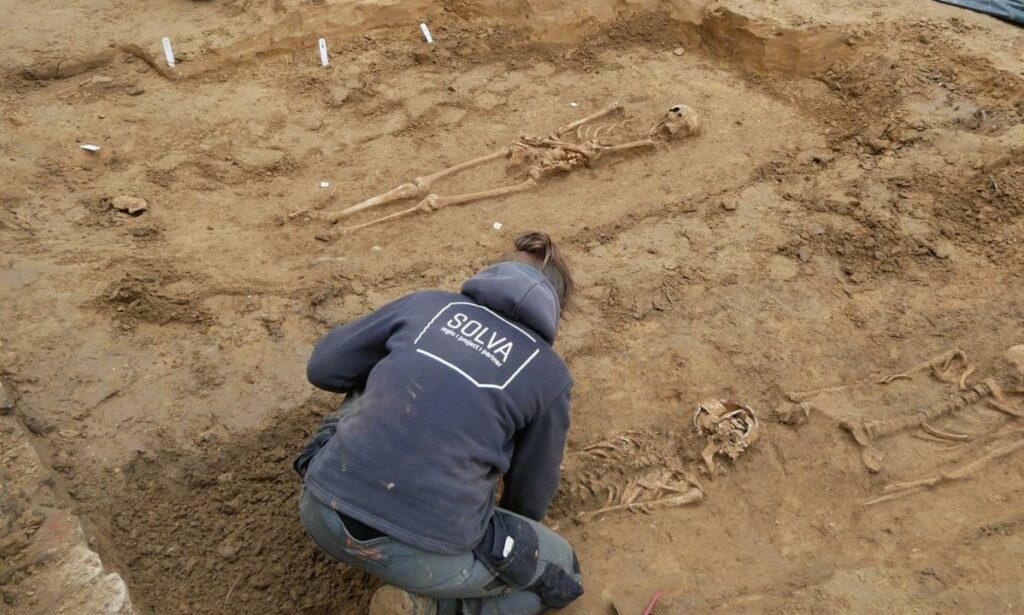 Archaeological finds reveal rich past of Flemish village