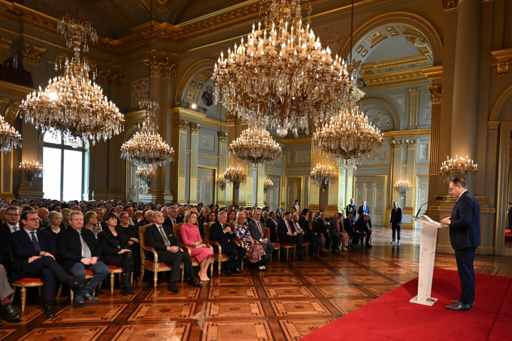 De Wever welcomes 'support from both linguistic communities' for new government