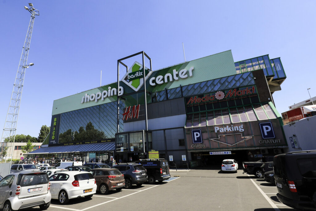 Brussels shopping centre evacuated due to gas leak