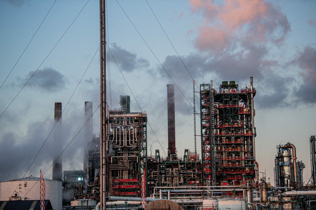 ExxonMobil suspends Port of Antwerp investments