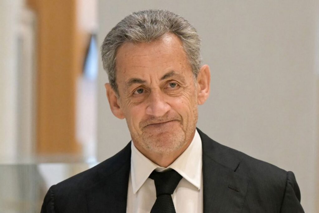 Nicolas Sarkozy to be placed under electronic monitoring tag