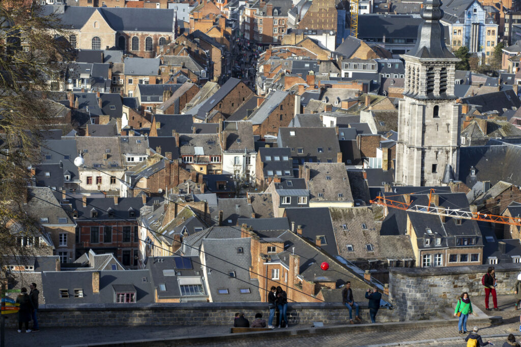 Baby dies after being left in car in Namur